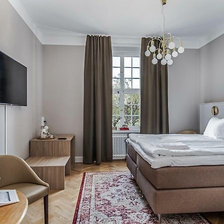 Livgrenadjaermaessen Hotell-Fest-Konferens 林雪平 外观 照片