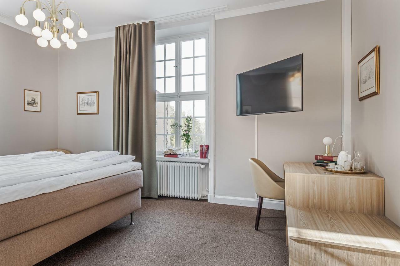 Livgrenadjaermaessen Hotell-Fest-Konferens 林雪平 外观 照片