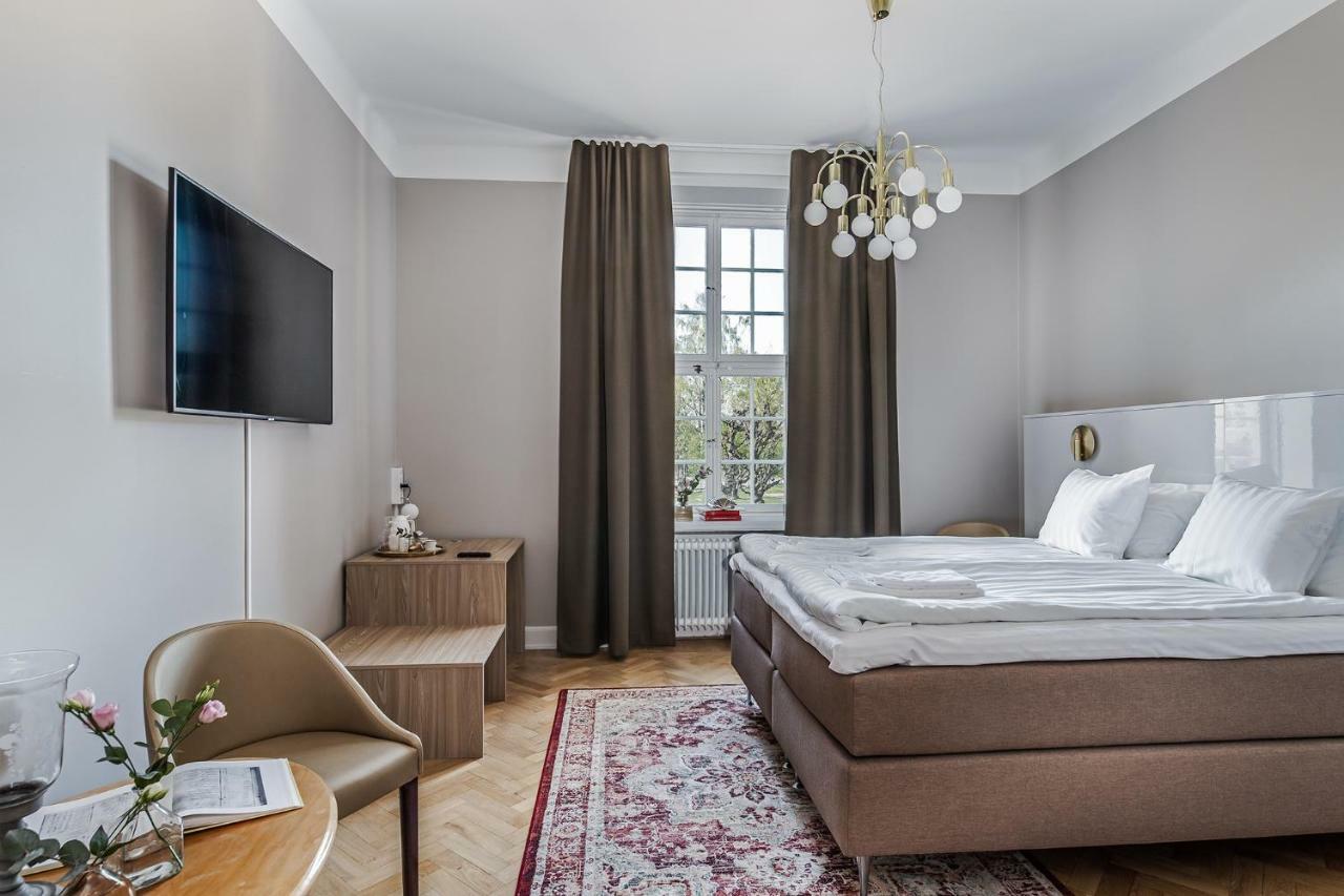 Livgrenadjaermaessen Hotell-Fest-Konferens 林雪平 外观 照片
