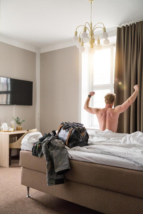 Livgrenadjaermaessen Hotell-Fest-Konferens 林雪平 外观 照片